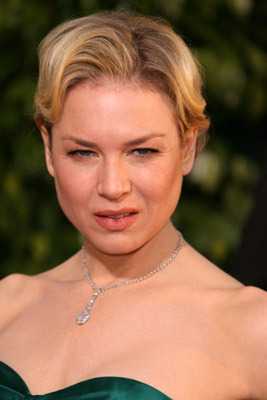 Renee Zellweger award ceremony