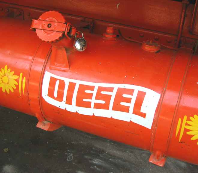 An external diesel fuel tank on a truck in India